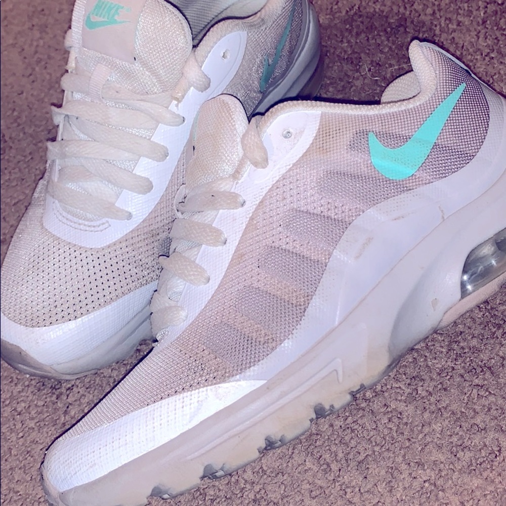 Nike Air Max Invigor Print Atmosphere Grey/Emerald